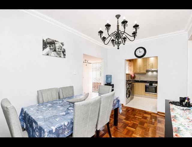3.5 BEDROOM APARTMENT FOR SALE IN GLENWOOD